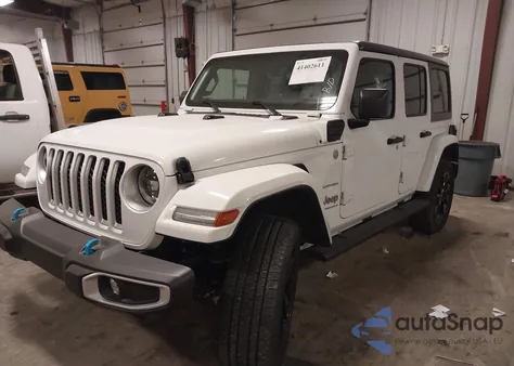 2023 Jeep Wrangler Sahara 4Xe z USA, uszkodzony, nr VIN 1C4JJXP6XPW641653